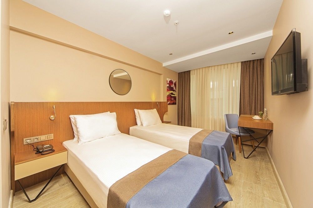 Redmont Hotel Nisantasi Istanbul Exterior photo